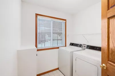 10849 Lexington Drive, Eden Prairie, MN 55344 - Photo 12