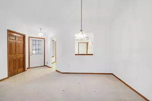 10849 Lexington Dr, Eden Prairie, MN 55344 - Photo 8