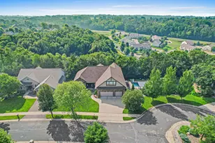 1924 Glacier Ave, River Falls, WI 54022 - Photo 38