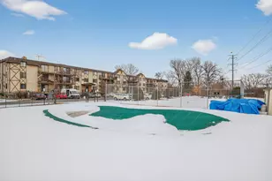 1304 W Medicine Lake Dr, Plymouth, MN 55441 - Photo 24