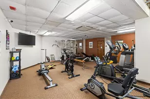 1304 W Medicine Lake Dr, Plymouth, MN 55441 - Photo 16