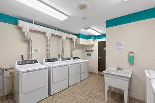 1304 W Medicine Lake Dr, Plymouth, MN 55441 - Photo 18