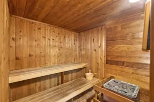 1304 W Medicine Lake Dr, Plymouth, MN 55441 - Photo 22