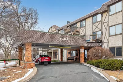 1304 W Medicine Lake Drive #119, Plymouth, MN 55441 - Photo 2