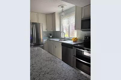 304 Cedar Lane, Montevideo, MN 56265 - Photo 4