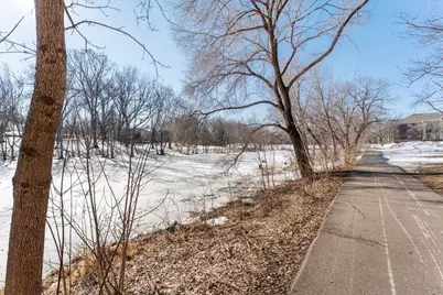 1400 Dakota Avenue S #210, Saint Louis Park, MN 55416 - Photo 2