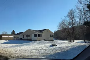 816 1st St, Glenwood City, WI 54013 - Photo 2