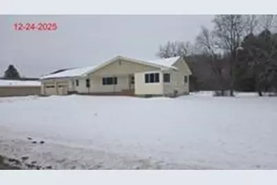 816 1st Street, Glenwood City, WI 54013 - Photo 2