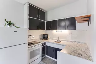 110212 Village Rd, Chaska, MN 55318 - Photo 10