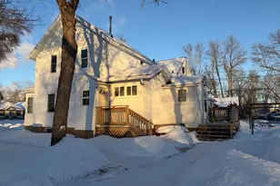 723 6th St, International Falls, MN 56649 - Photo 2