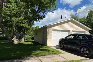 723 6th St, International Falls, MN 56649 - Photo 6