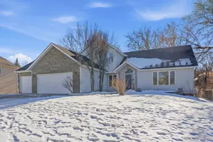 3113 Chandler Ct, Burnsville, MN 55337 - Photo 6