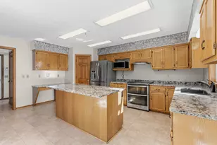 3113 Chandler Ct, Burnsville, MN 55337 - Photo 18