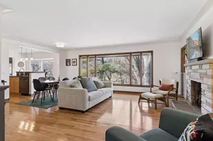 3220 Cavell Ln, Saint Louis Park, MN 55426 - Photo 2