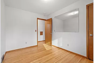 4033 Kentucky Avenue N, Crystal, MN 55427 - Photo 12