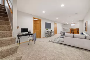 4033 Kentucky Ave N, Crystal, MN 55427 - Photo 14