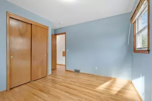 4033 Kentucky Ave N, Crystal, MN 55427 - Photo 10