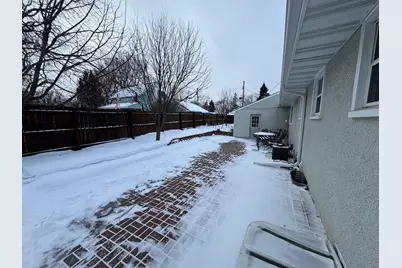 1290 Belmont Lane E, Maplewood, MN 55109 - Photo 2