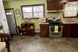 1290 Belmont Ln E, Maplewood, MN 55109 - Photo 4