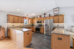 514 Miller Ln, Northfield, MN 55019 - Photo 2