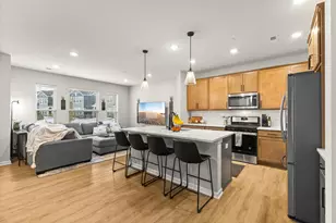 14540 Twin Lakes Cir, Burnsville, MN 55306 - Photo 4