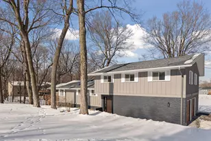 17100 Hampton Ct, Minnetonka, MN 55345 - Photo 2