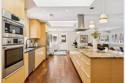 17100 Hampton Court, Minnetonka, MN 55345 - Photo 10