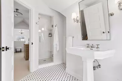 2735 E Lake Of The Isles Parkway, Minneapolis, MN 55408 - Photo 34