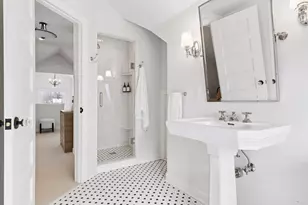 2735 E Lake Of The Isles Pkwy, Minneapolis, MN 55408 - Photo 34