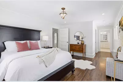 2735 E Lake Of The Isles Parkway, Minneapolis, MN 55408 - Photo 22