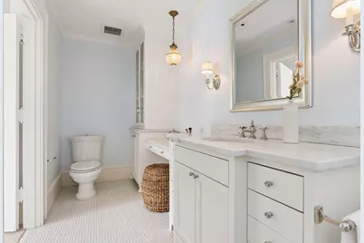 2735 E Lake Of The Isles Parkway, Minneapolis, MN 55408 - Photo 32