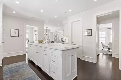 2735 E Lake Of The Isles Parkway, Minneapolis, MN 55408 - Photo 16