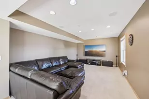 8451 Jonquil Ln N, Maple Grove, MN 55369 - Photo 10