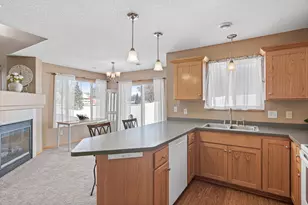 19496 Prairieview Dr, Rogers, MN 55374 - Photo 12