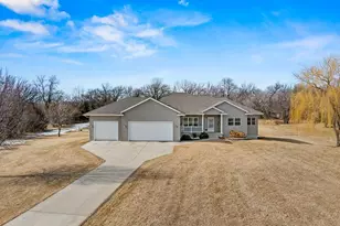 2507 River Rd, Marshall, MN 56258 - Photo 68