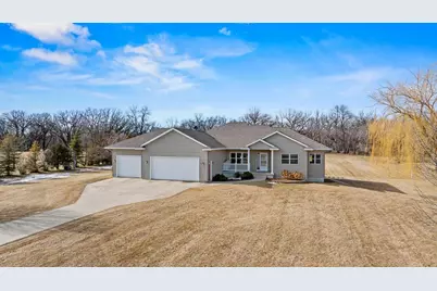 2507 River Road, Marshall, MN 56258 - Photo 2