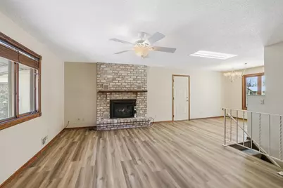 9193 Harkness Avenue S, Cottage Grove, MN 55016 - Photo 10