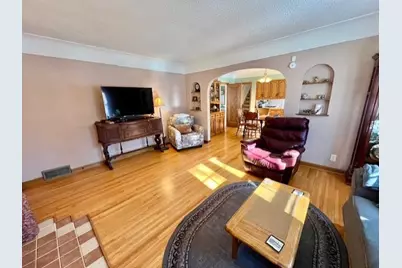 445 Franklin Street SW, Hutchinson, MN 55350 - Photo 10