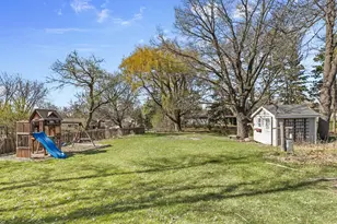2767 Granite Ct N, Oakdale, MN 55128 - Photo 2