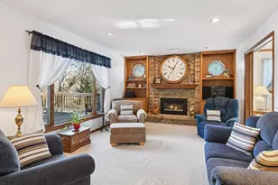 11362 Burr Ridge Ln, Eden Prairie, MN 55347 - Photo 8