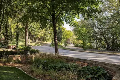 4638 W Lake Harriet Parkway, Minneapolis, MN 55410 - Photo 2