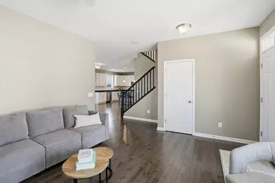 1525 Hemlock Way, Chanhassen, MN 55317 - Photo 6