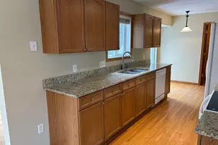 13466 Settlers Ridge Dr, Burnsville, MN 55337 - Photo 10