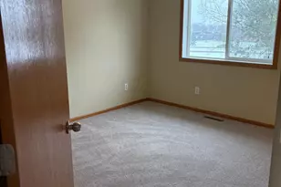 13466 Settlers Ridge Dr, Burnsville, MN 55337 - Photo 18