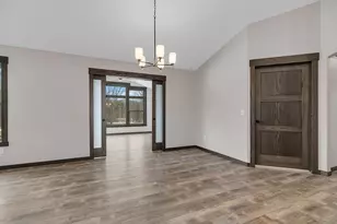 611 Brookwood Ln, Saint Cloud, MN 56303 - Photo 14