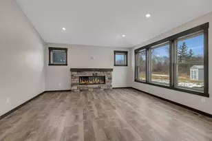 611 Brookwood Ln, Saint Cloud, MN 56303 - Photo 12