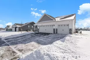 7780 207th St W, Lakeville, MN 55044 - Photo 4