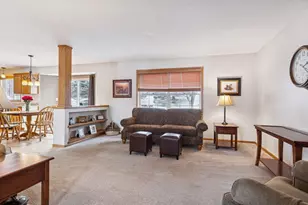 7746 Newbury Rd, Woodbury, MN 55125 - Photo 6