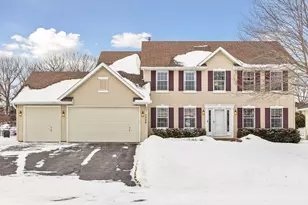 7746 Newbury Rd, Woodbury, MN 55125 - Photo 1