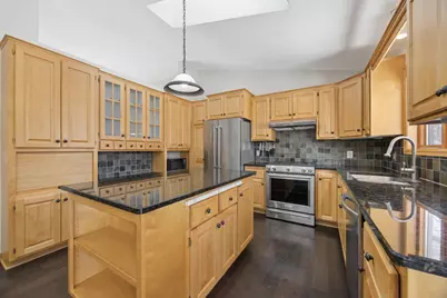 10160 Taylor Court NE, Blaine, MN 55434 - Photo 8